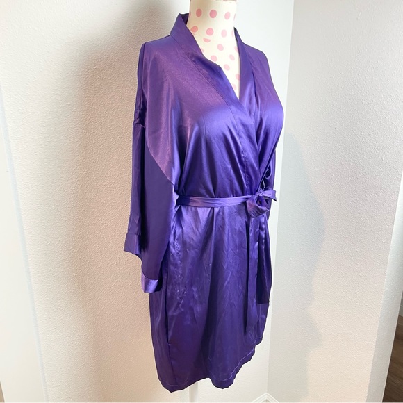 Victoria’s Secret Kimono Robe Purple Satin Women’s Small / Medium - Picture 3 of 8